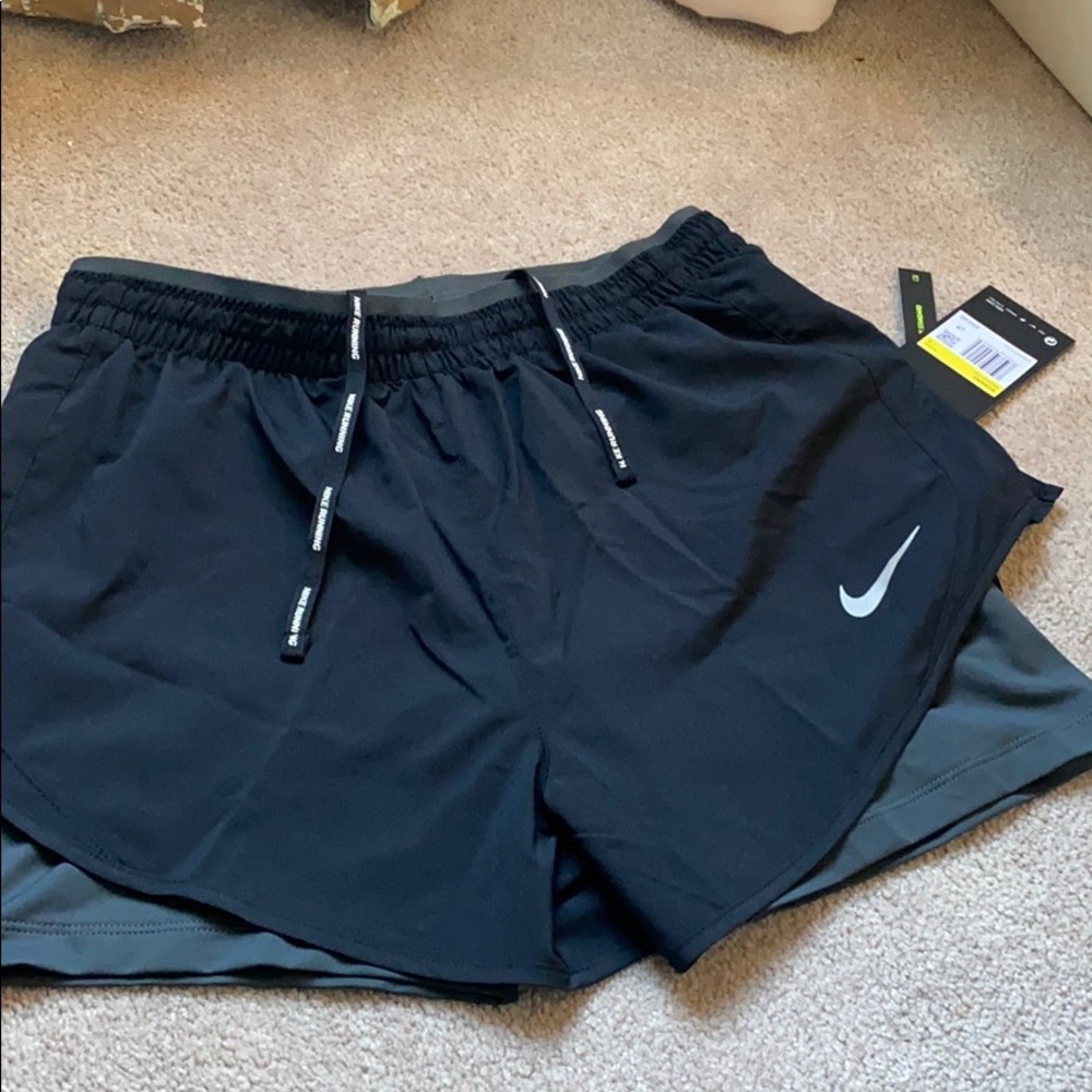 Black nike athletic shorts, built in compressions